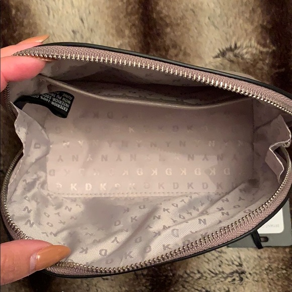 DKNY Leather Cosmetic Pouch Bag - Picture 4 of 5